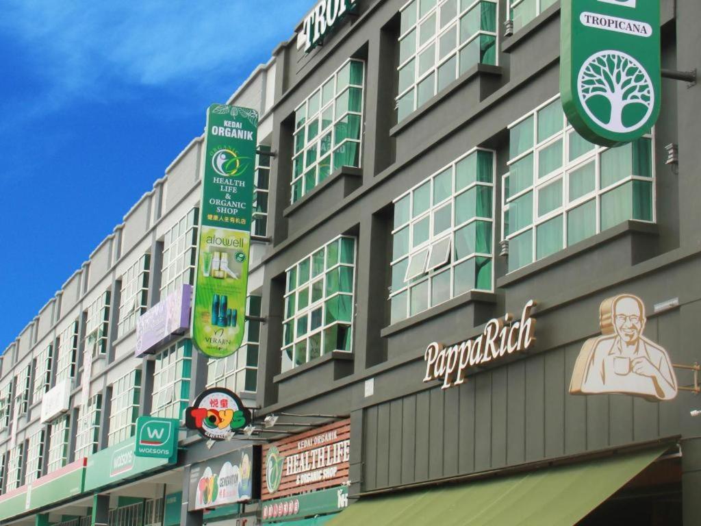Tropicana Boutique Hotel Muar Buitenkant foto