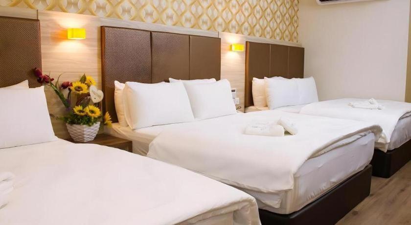 Tropicana Boutique Hotel Muar Buitenkant foto