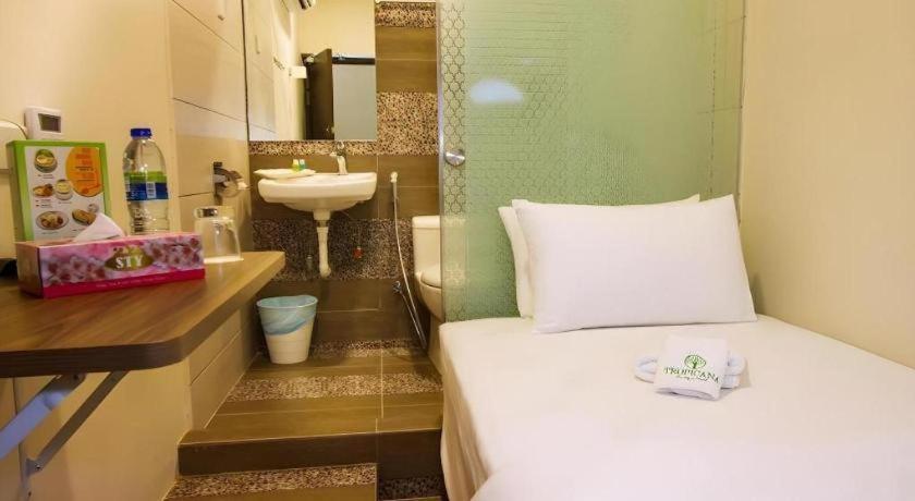 Tropicana Boutique Hotel Muar Buitenkant foto