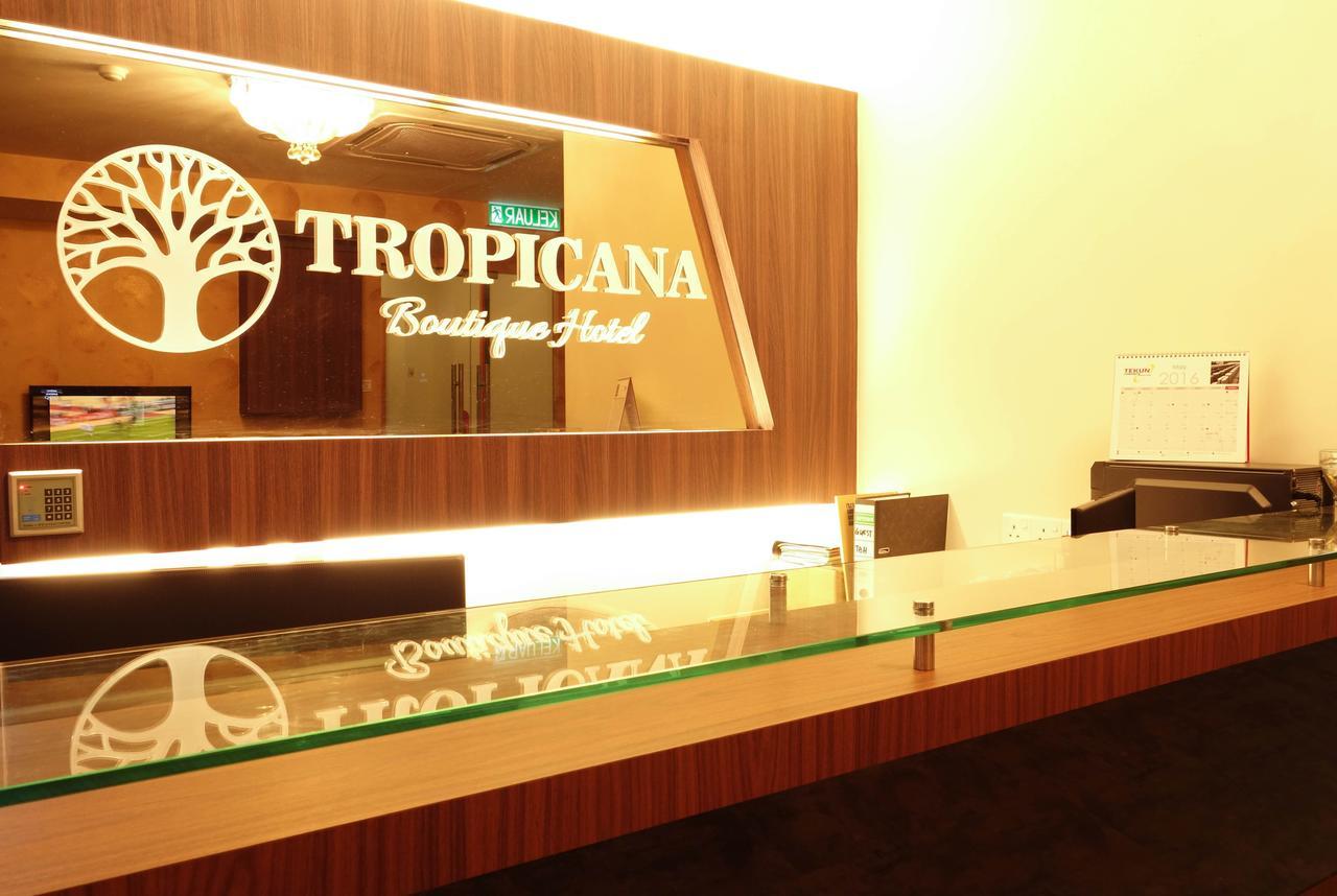 Tropicana Boutique Hotel Muar Buitenkant foto