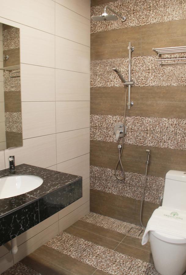 Tropicana Boutique Hotel Muar Buitenkant foto